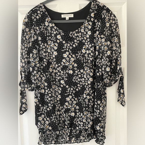 PerSeption Concept Tops - EUC Perseption Concept Blouse